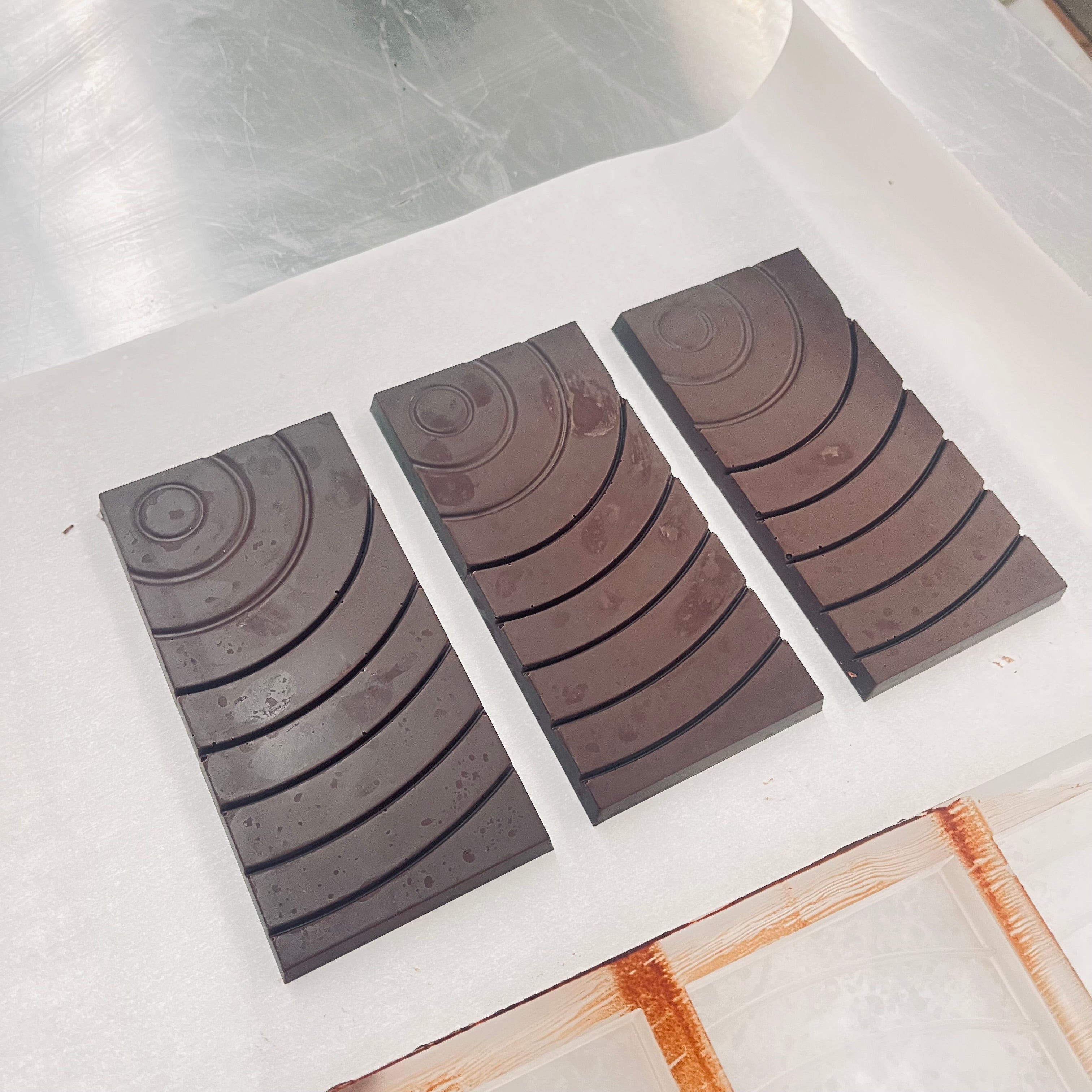 Date Sweetened 85% Cacao