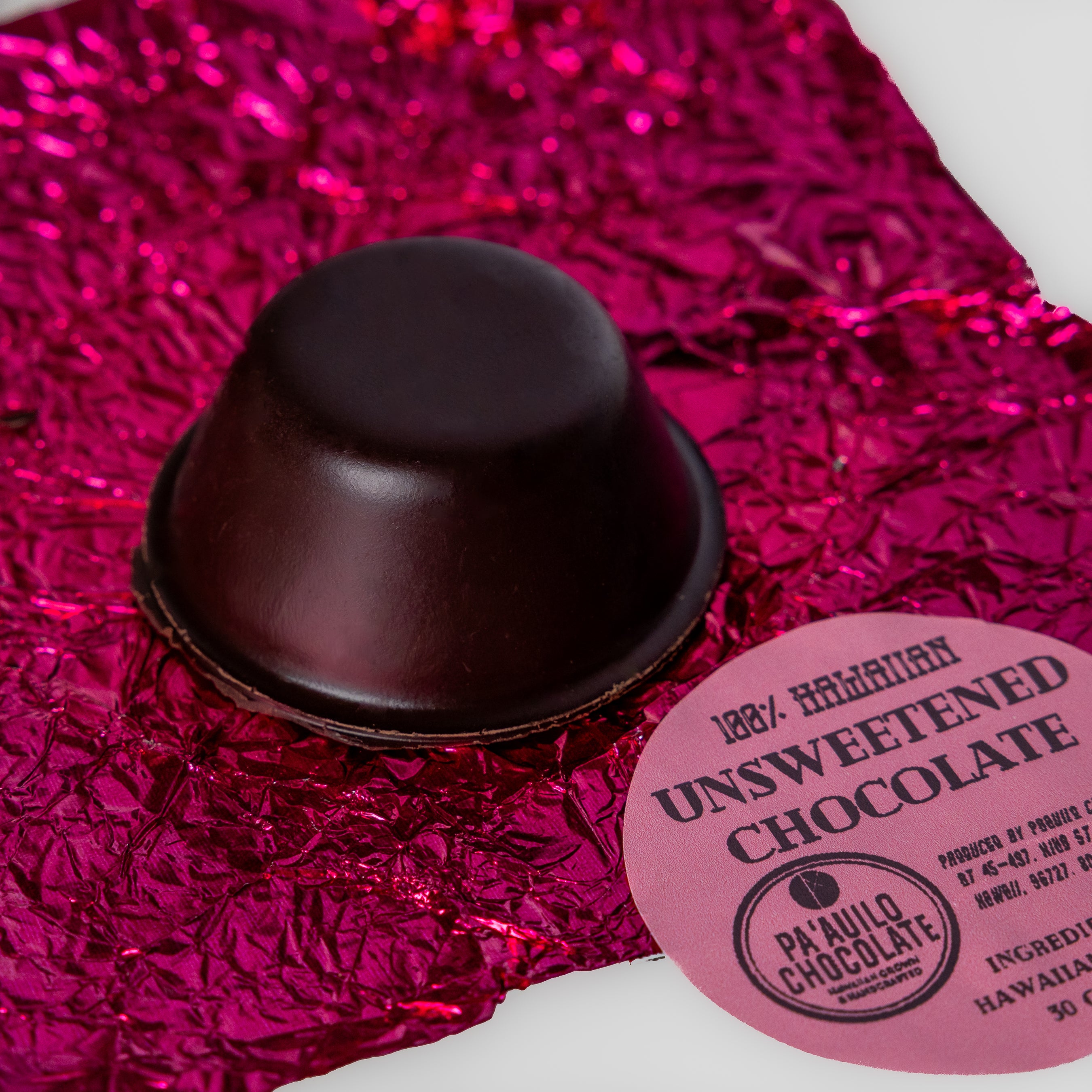 Unsweetened Hawaiian chocolate 100%.